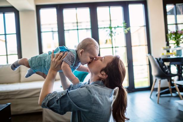 Keep baby's room cool in summer