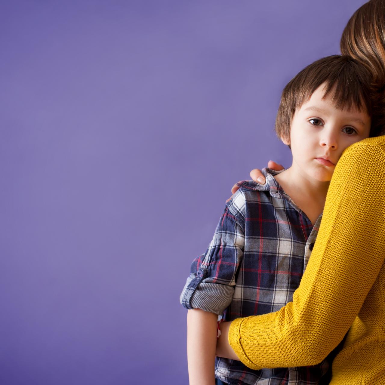 Why You Shouldn't Force Your Child to Hug, Parenting