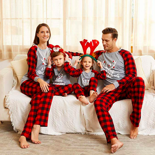 Matching Holiday Pajamas, Stuff We Love