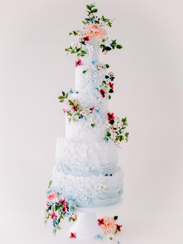 2019 Wedding Cake Trends With As Much Personality as the Bride 