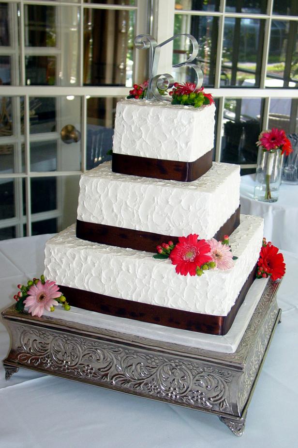 Wedding Cakes in Missouri - The Knot
