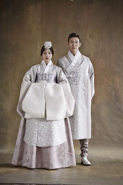 traditional wedding dress styles