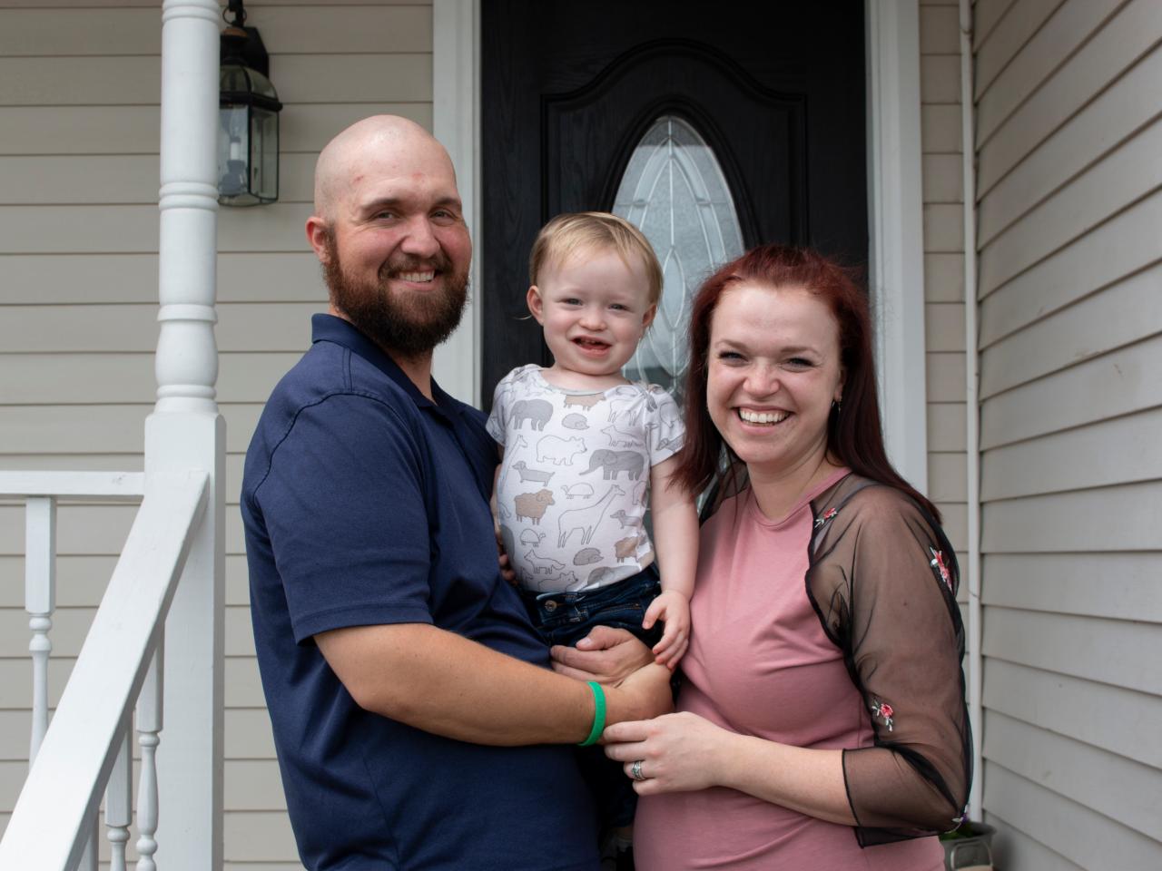 Maddie and Caleb Reveal the Gender of Baby #2! | TLC.com