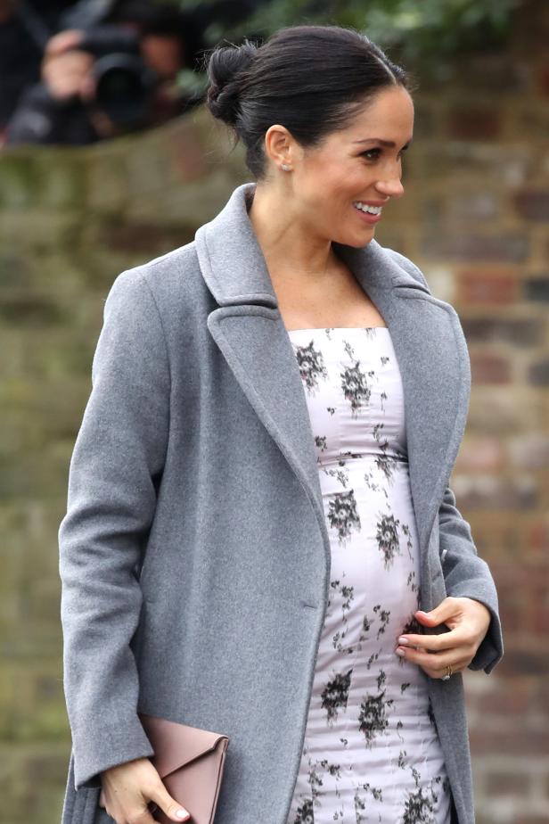 Meghan Markle Just Wore A $35 H&M Maternity Dress Meghan, 56% OFF