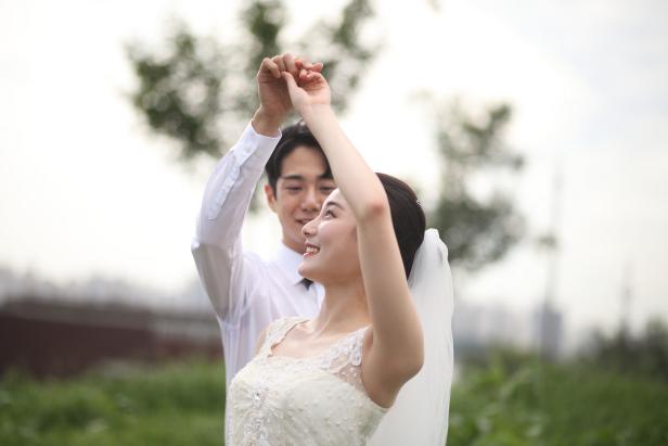 Korean wedding dress