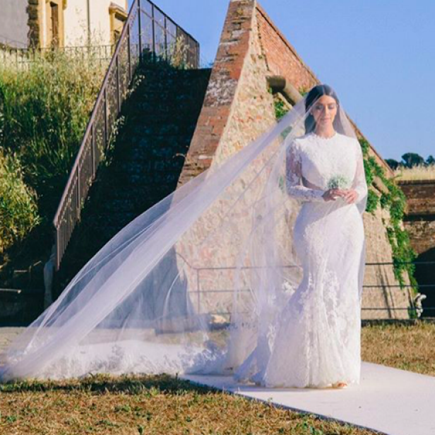 Kim And Kanye Wedding Bridesmaids Kim Kardashian West And Kanye West's  Wedding Album Vogue Australia