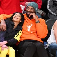 LOS ANGELES, CALIFORNIA - DECEMBER 29: Kobe Bryant and daughter Gianna Bryant attend a basketball game between the Los Angeles Lakers and the Dallas Mavericks at Staples Center on December 29, 2019 in Los Angeles, California. (Photo by Allen Berezovsky/Getty Images)