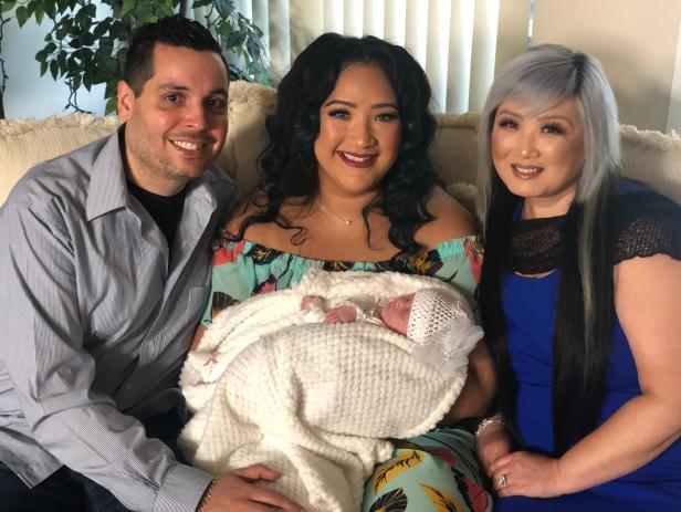 Surprise Angelica From Smothered Welcomes First Child Inside Tlc Tlc Com