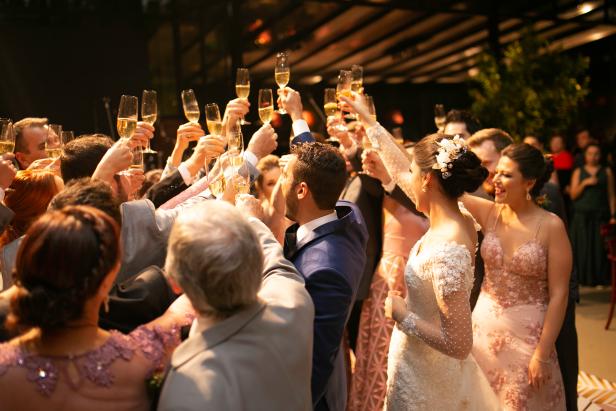 10 Fun and Inexpensive Wedding After Party Ideas