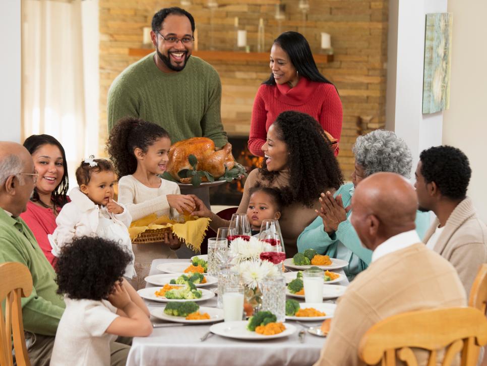 10 Essential Tips for Hosting Thanksgiving