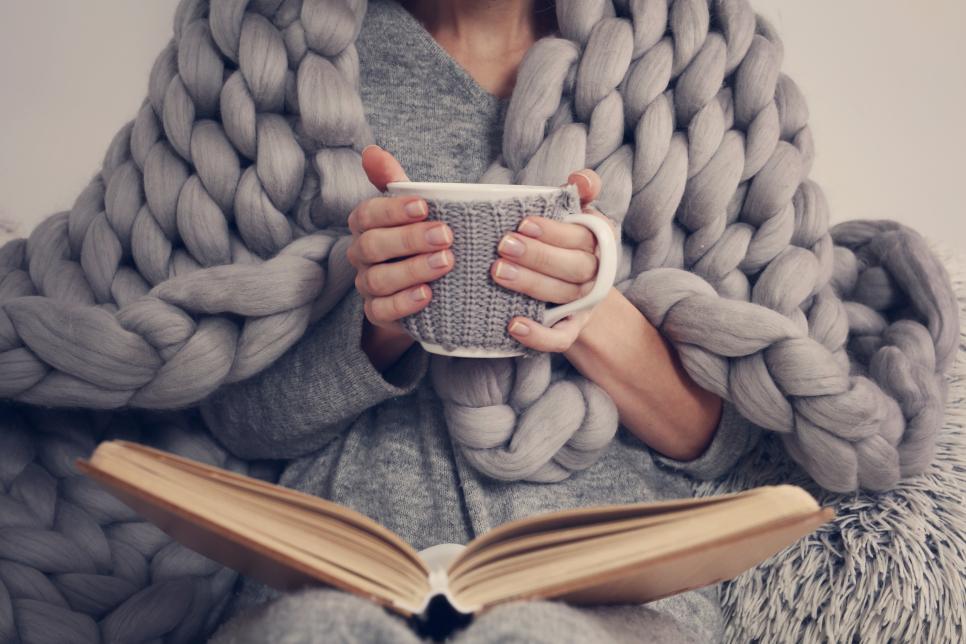 10 Blankets That Will Keep You Toasty