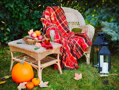 Outdoor Fall Decorations We Love