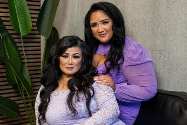 Meet the New Mom-Daughter Duos of sMothered and Look Who's Back