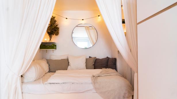 14 Seriously Impressive Girl Dorm Room Layout Ideas