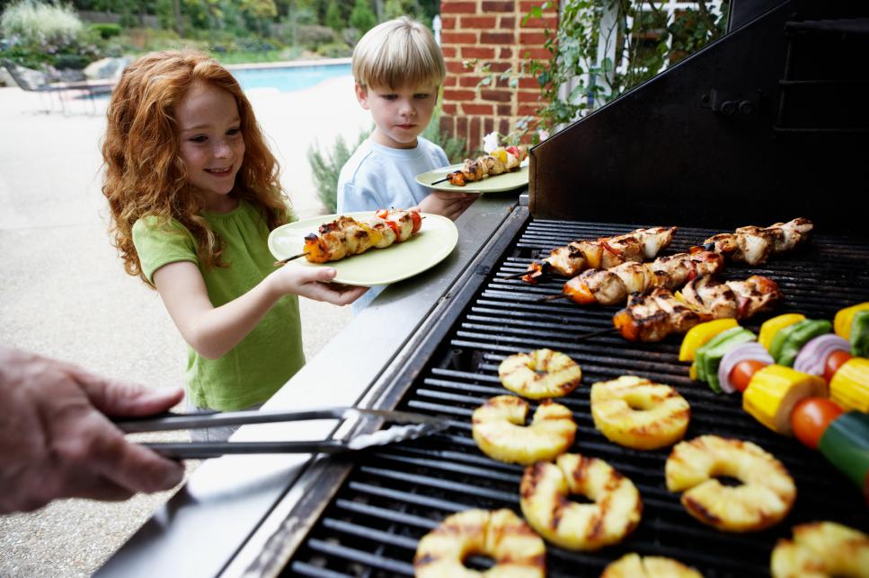 Must-Have Grilling Gear for Your Next Family Cookout