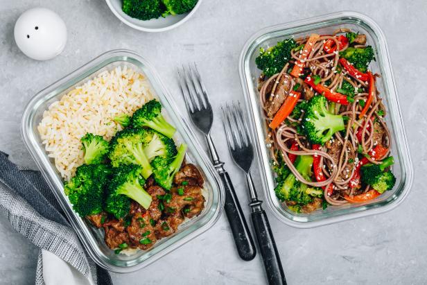 Beef and broccoli stir fry meal prep lunch box containers with rice or soba noodles