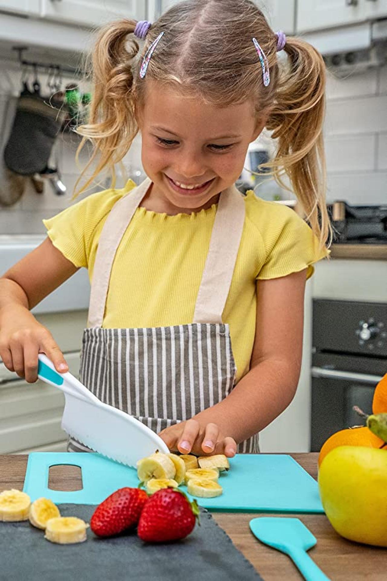 Curious Chef 11-Piece Blue and Green Chef's Kit for Kids, Includes Real  Cooking and Baking Tools, Dishwasher Safe and Made with BPA-Free Plastic