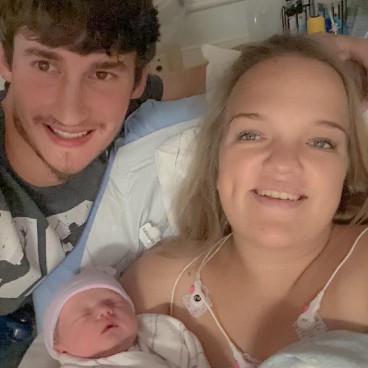 7 Little Johnstons Baby: Meet Liz and Brice's Newborn | 7 Little Johnstons  | TLC.com