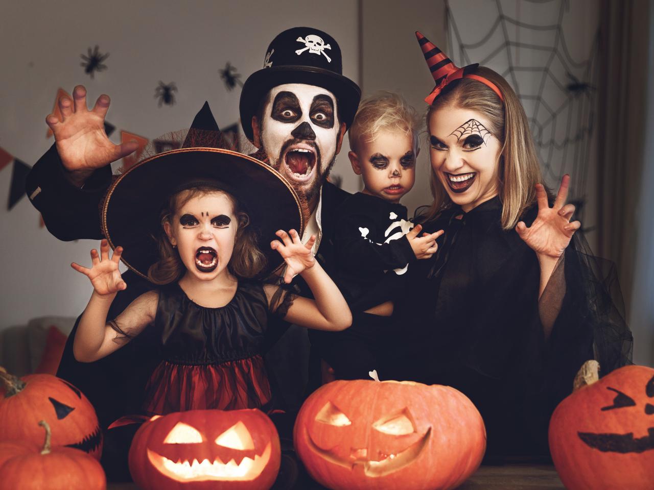 25 Halloween Costume Ideas for the Whole Family