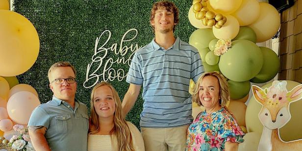 7 Little Johnstons Baby: Liz and Brice are Expecting! | 7 Little ...