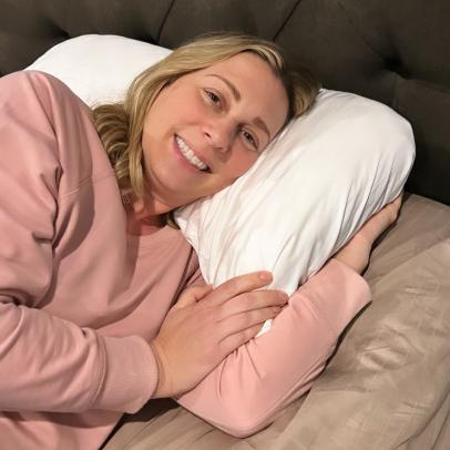 Honeydew Scrumptious Side Sleeping Pillow Review 2024 - Main Image