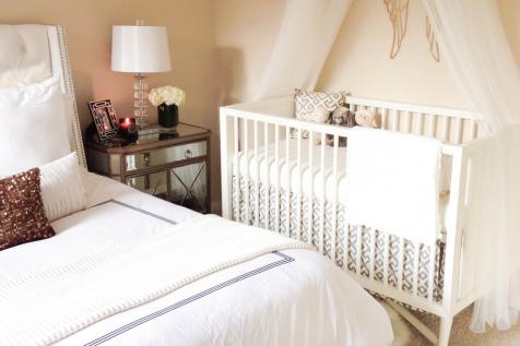 bedroom with crib