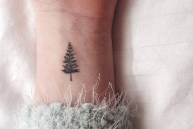 15 winter tattoos that will warm your icy heart  CafeMomcom