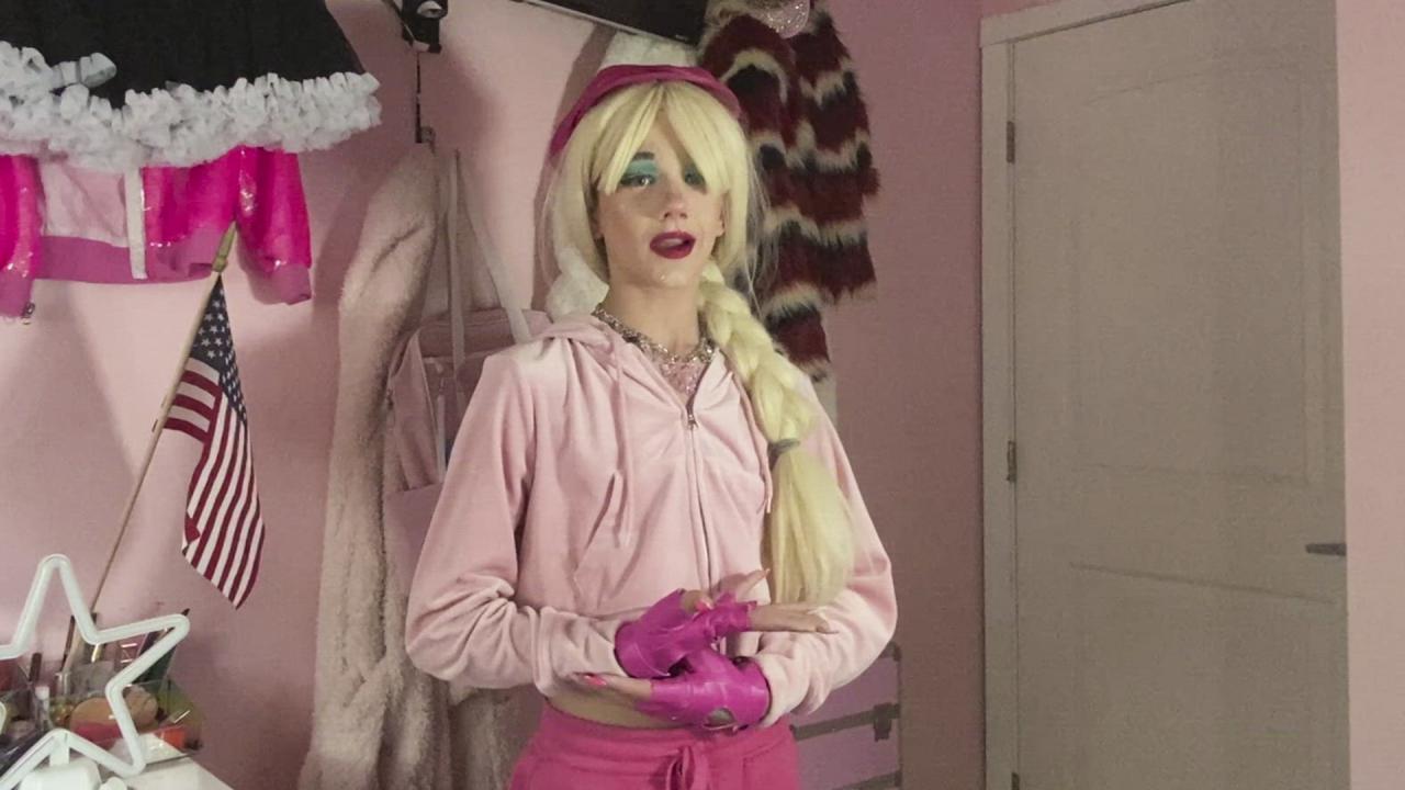 Vinessa Shimmer's Drag Transformation